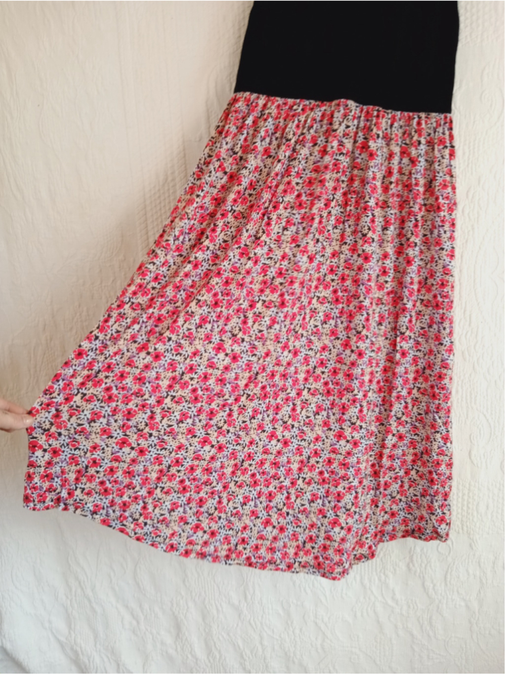 Black Red Ditsy Floral Midi Dress Fit n Flare Stretch Top Flowy comfy cottagecor - Picture 4 of 8
